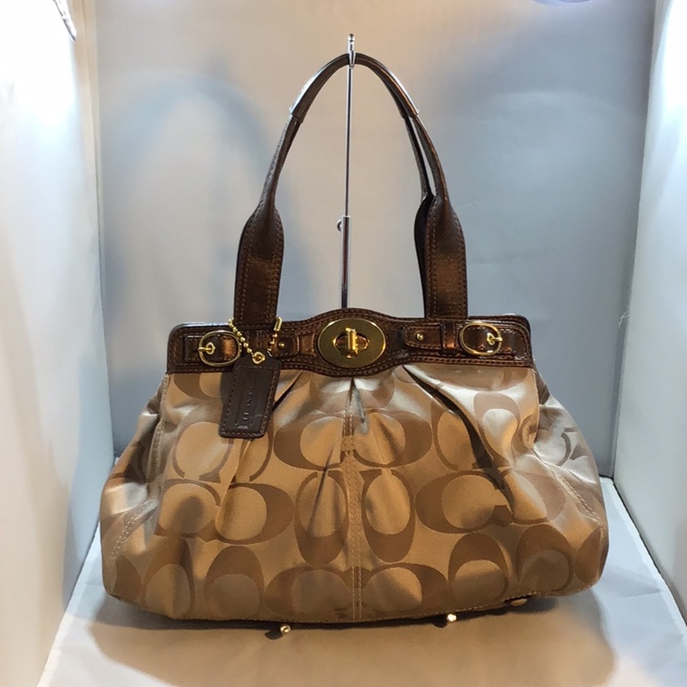 Coach Signature Shoulder Bag
